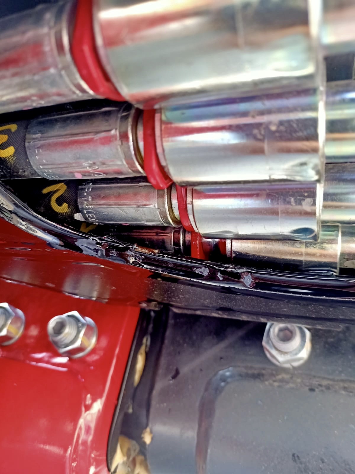 RM Service sostituzione tubo oleodinamico su sollevatore telescopico.
